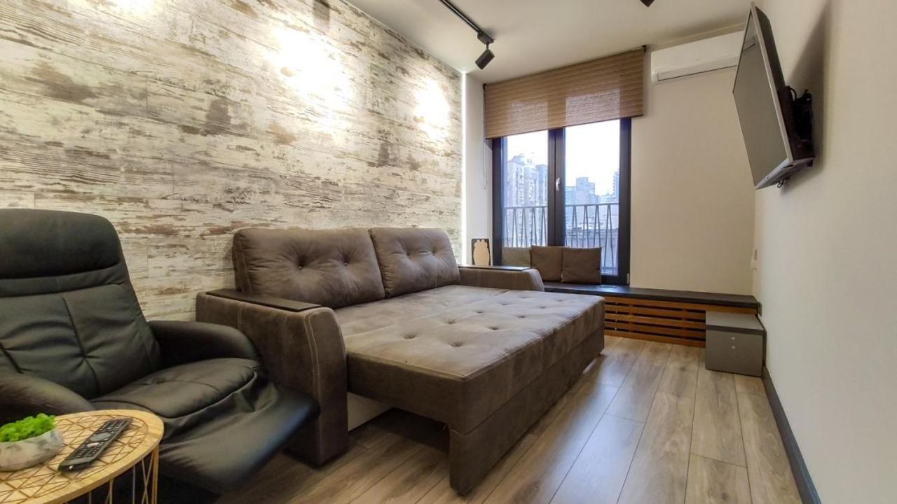 Petrovdom 52,67,205,213 In Smart Apartments In New York Concept House Kiev Luaran gambar
