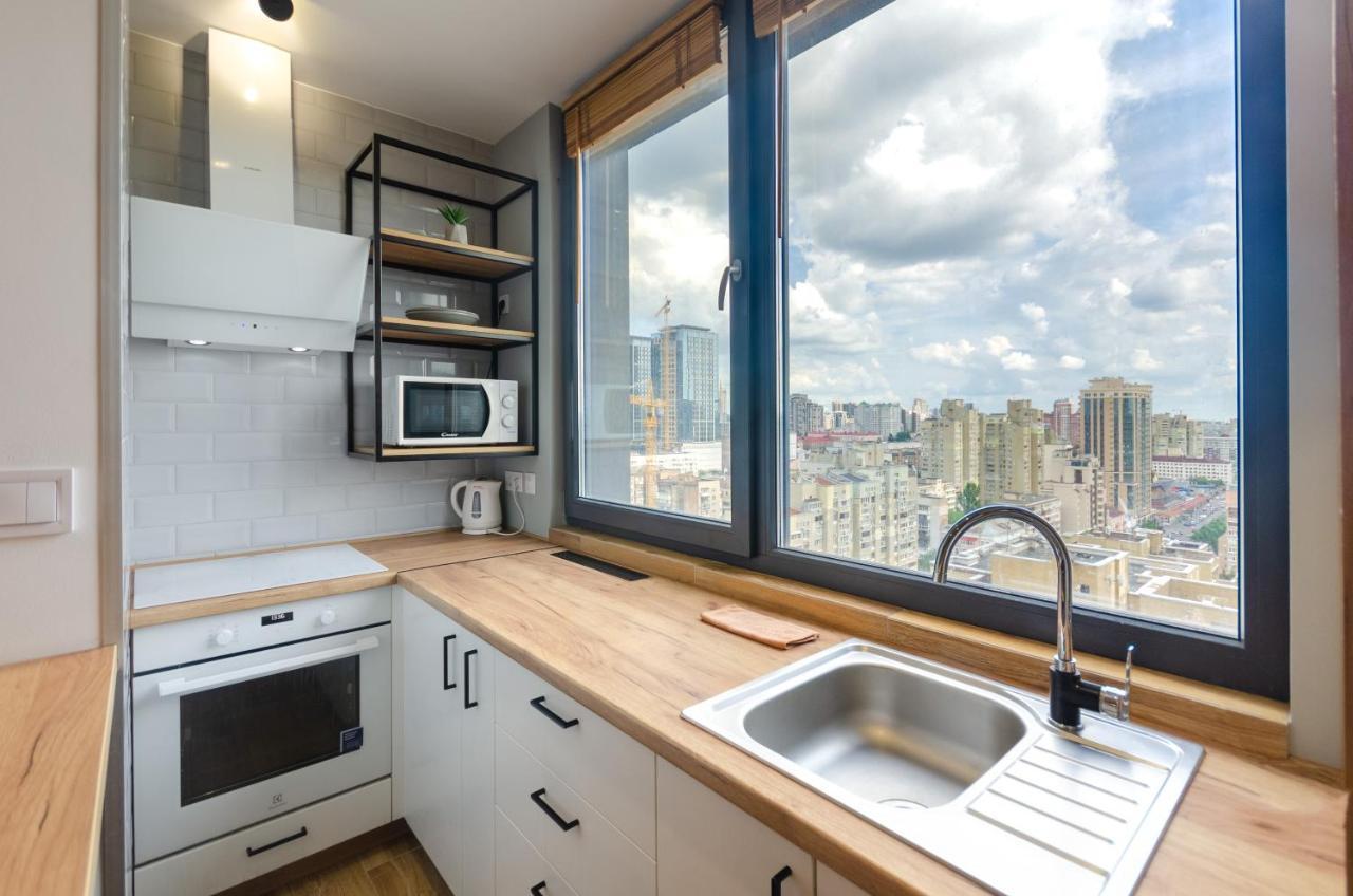 Petrovdom 52,67,205,213 In Smart Apartments In New York Concept House Kiev Luaran gambar